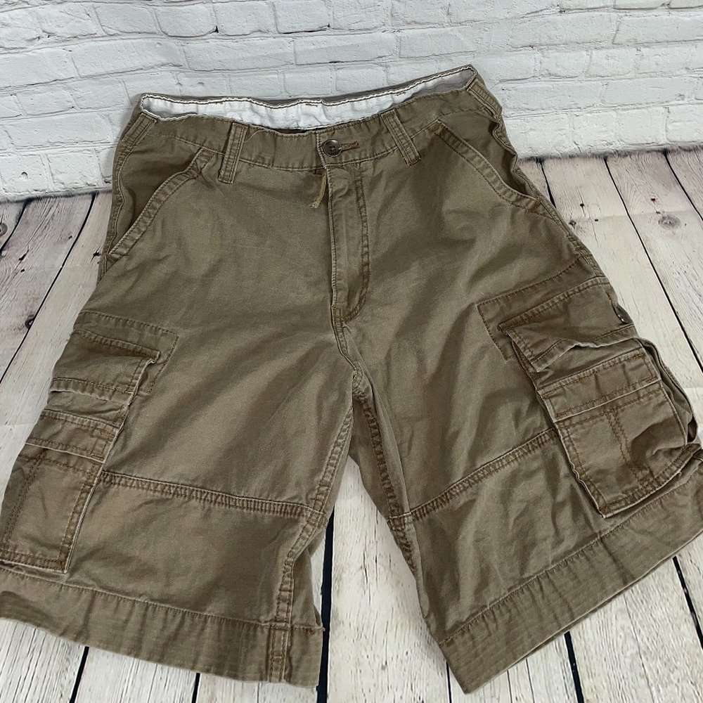 LEVI'S MEN'S HEAVY DUTY KHAKI CARGO SHORTS SIZE 30